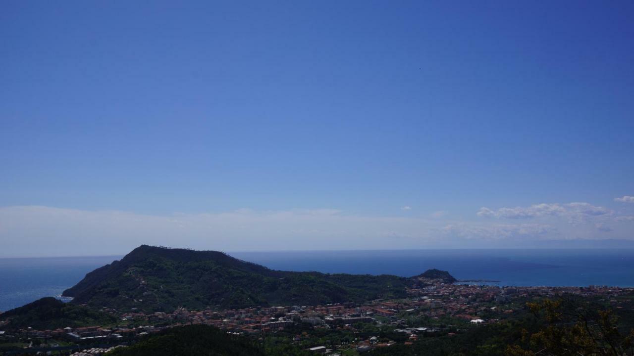 Villa Crassula Casarza Ligure Exteriör bild